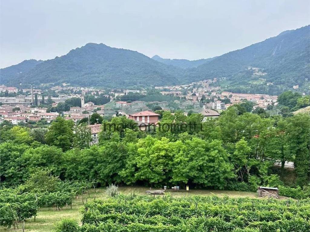 Villa a Vittorio veneto in Via Pesaro, 10 - Foto 2
