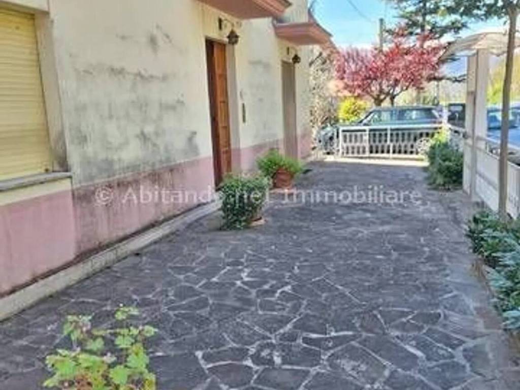 Palazzo / stabile a Penne in Via Cappuccini, 27 - Foto 3
