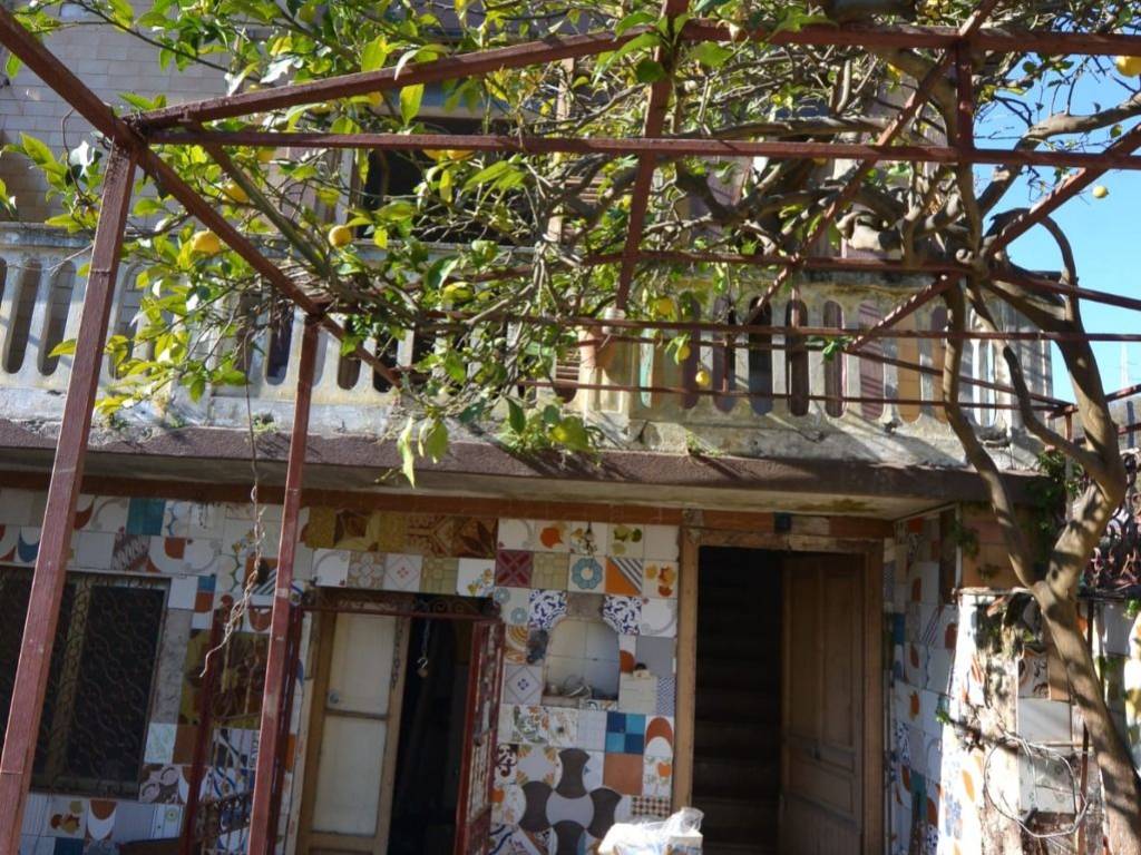 Appartamento a Salerno in Via Vittorio Graziadei - Foto 2