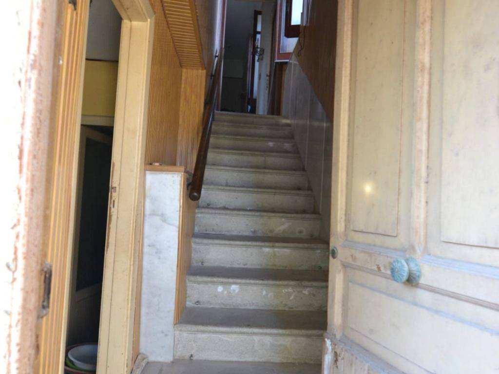 Appartamento a Salerno in Via Vittorio Graziadei - Foto 3