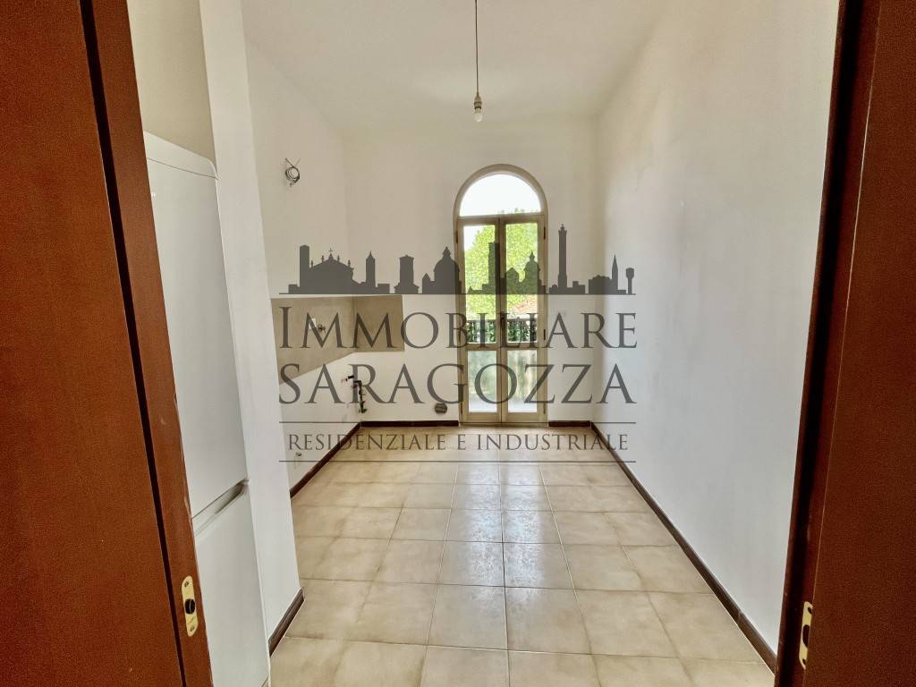Appartamento a Bologna in VIA FRANCO BOLOGNESE, 37 - Foto 3