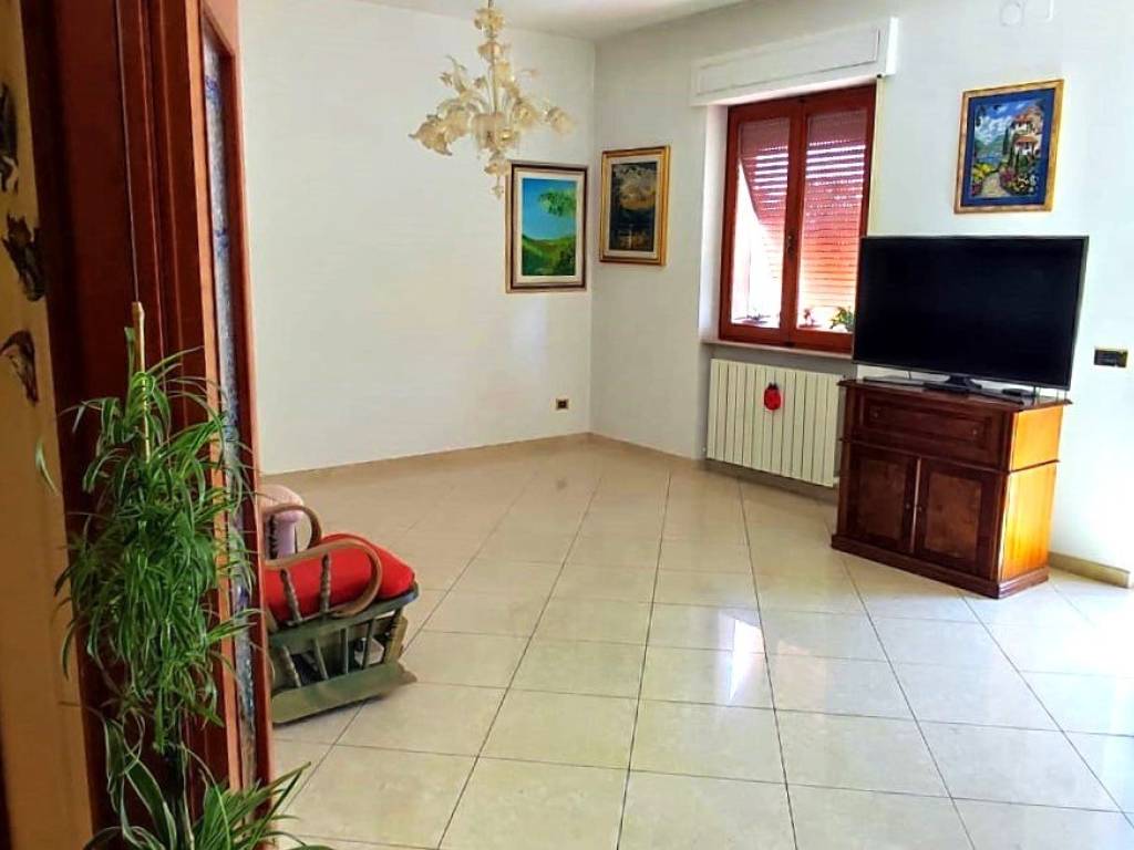 Appartamento a Tolentino - Foto 2