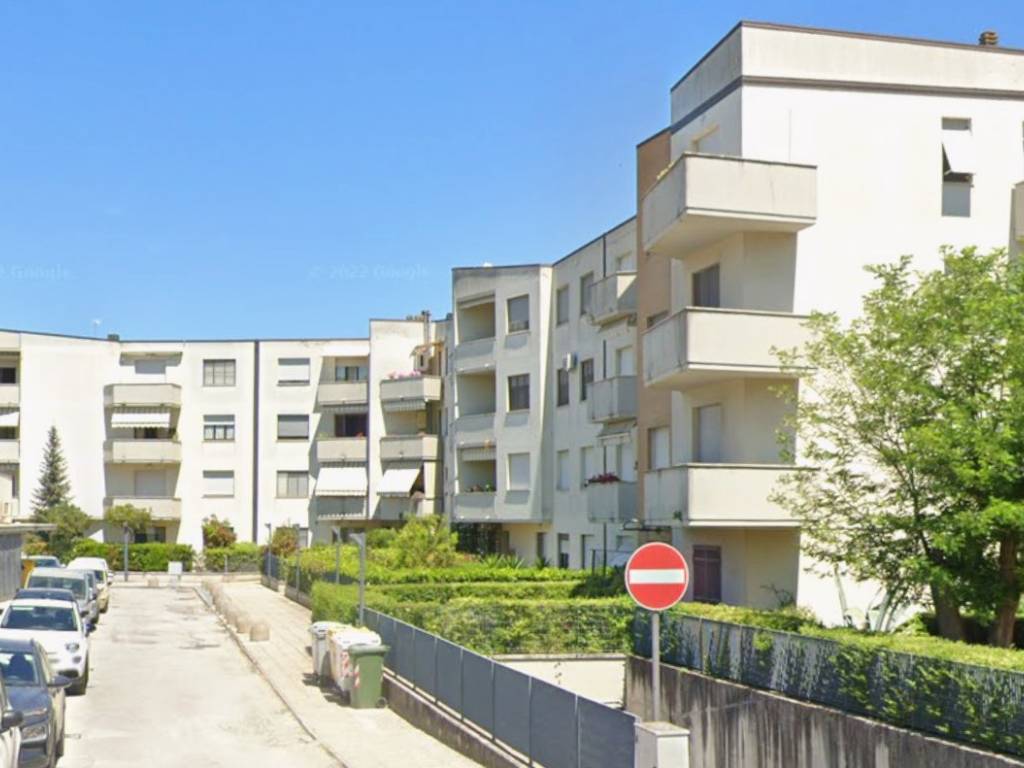 Appartamento a Osimo in Via Adriatica, 56 - Foto 2