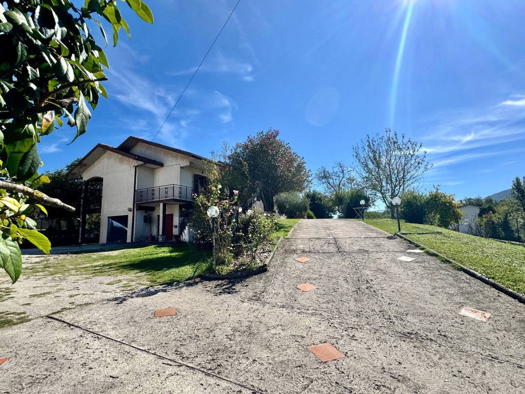 Villa a Ceccano in Via Due Cone - Foto 4