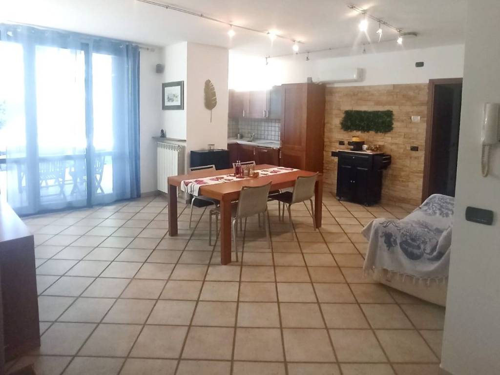 Appartamento a Cardano al campo - Foto 2