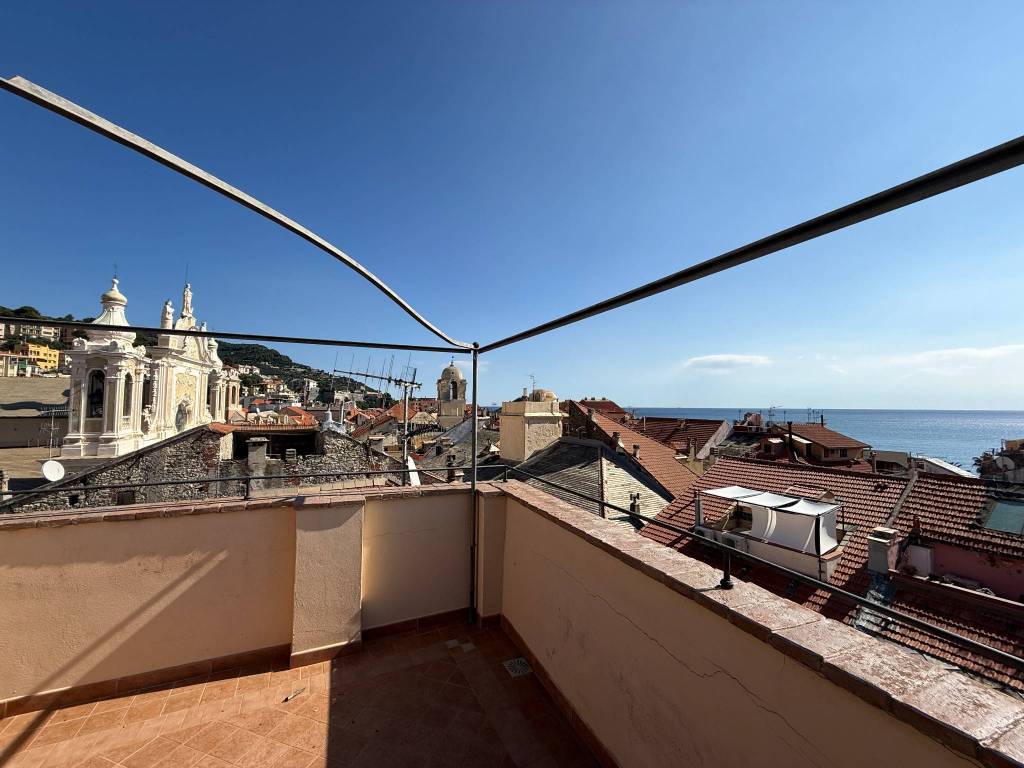Appartamento a Finale ligure in Vico Chiuso Bonora - Foto 2
