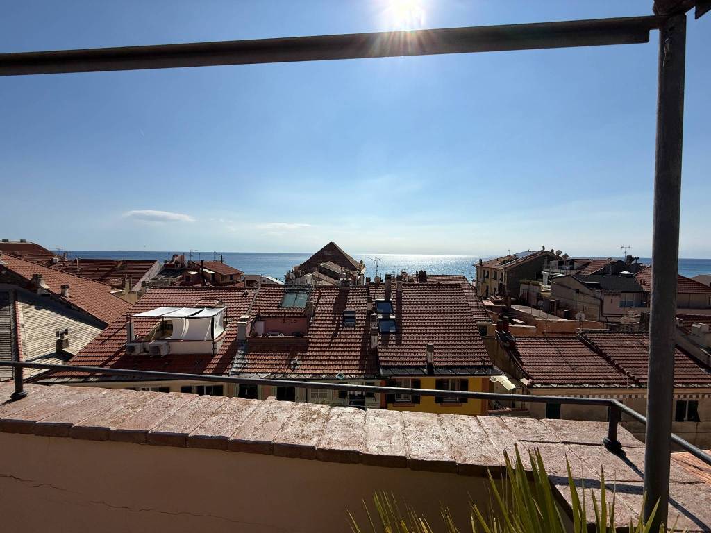 Appartamento a Finale ligure in Vico Chiuso Bonora - Foto 3