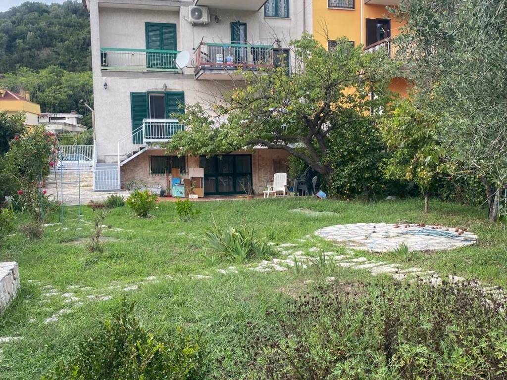 Villa a Battipaglia in Via Padova, 34 - Foto 2