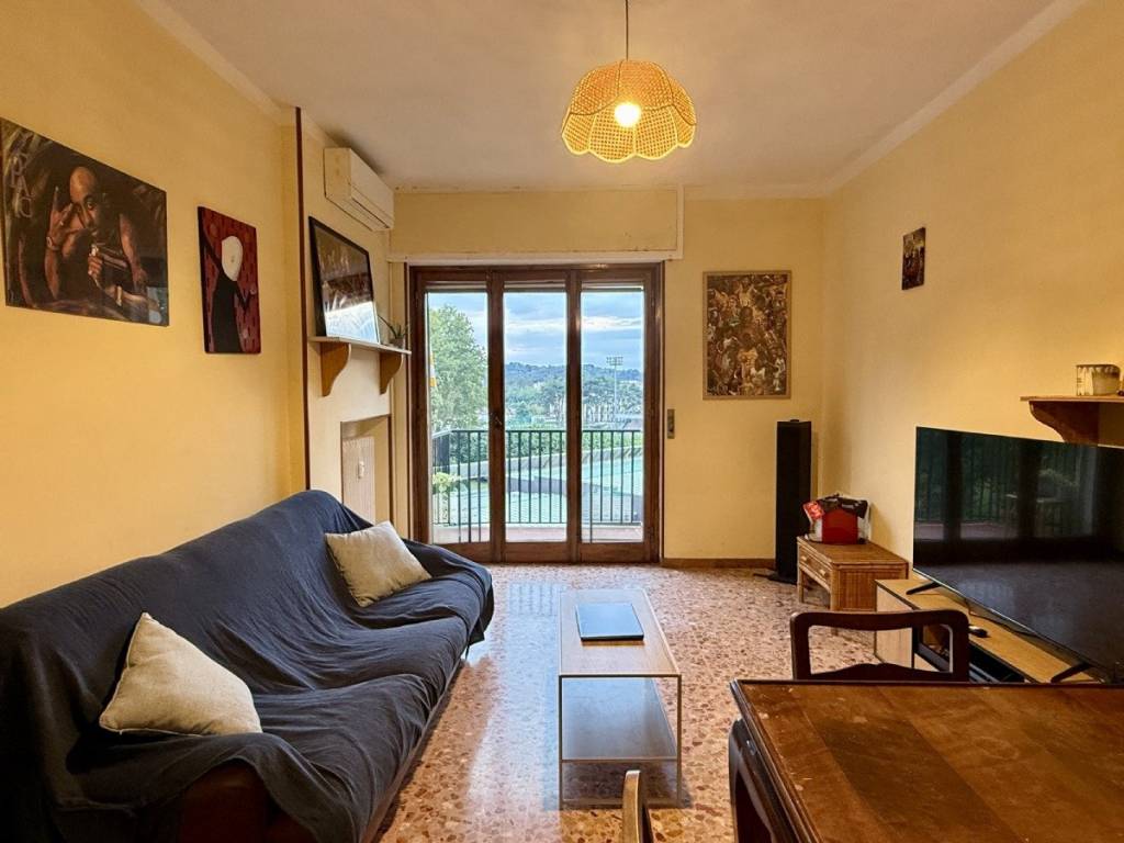 Appartamento a Ivrea in Via Capuccini 10 - Foto 2