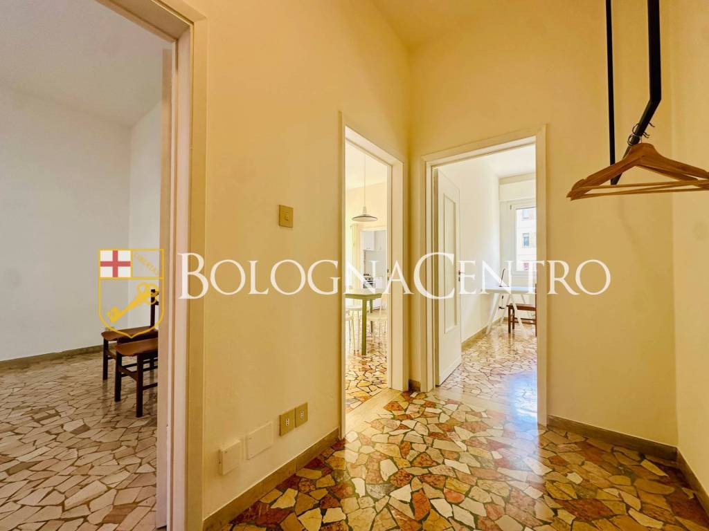 Appartamento a Casalecchio di reno in via dé Carracci - Foto 2