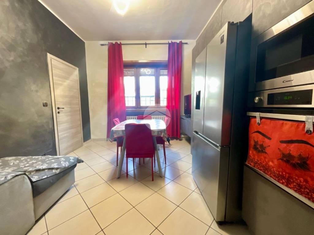 Appartamento a Leinì in Via Cottin, 43 - Foto 2