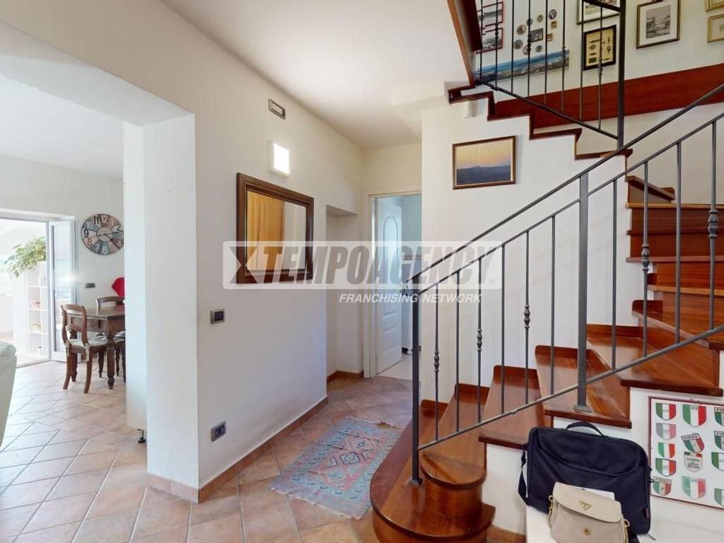 Casa indipendente a Morrovalle in Contrada Montanari, 35 - Foto 4