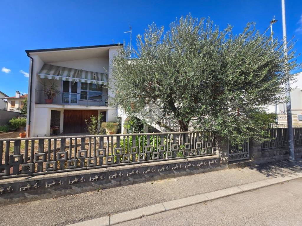 Villa a Russi in Via Raisa, 10 - Foto 2