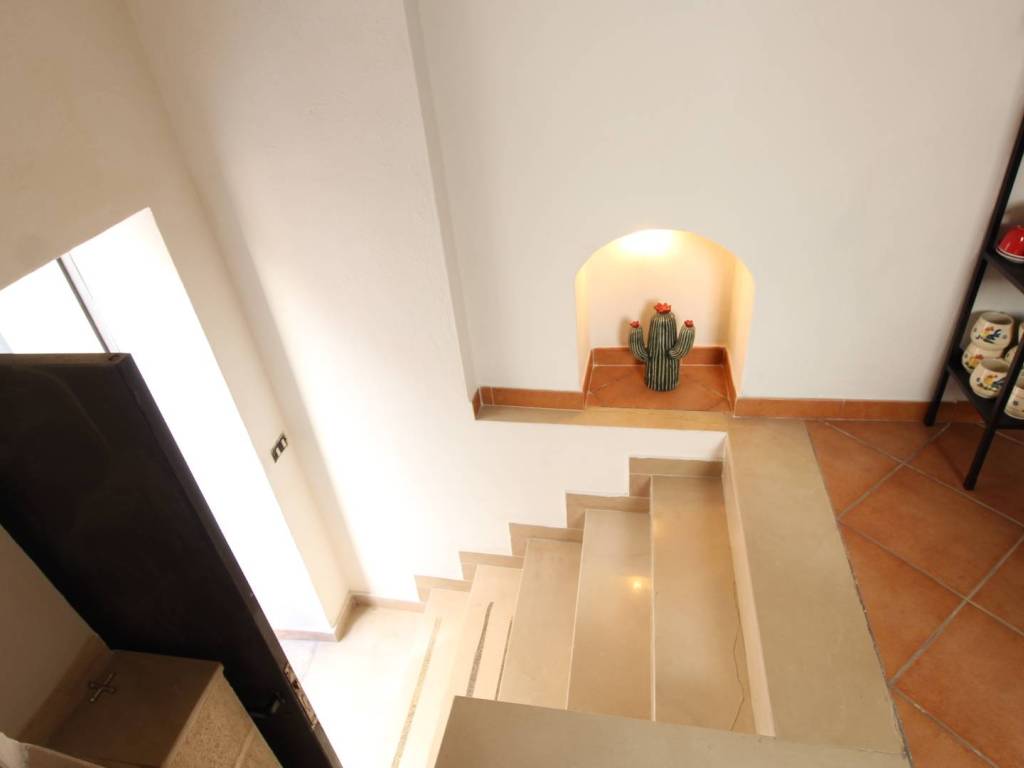 Casa indipendente a Capurso in Via Filomarino, 36 - Foto 3