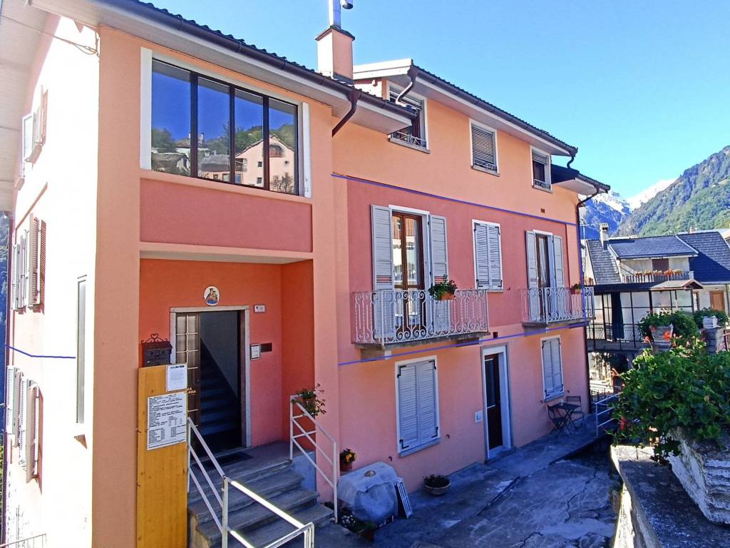 Appartamento a Bognanco in Frazione San Lorenzo - Foto 2