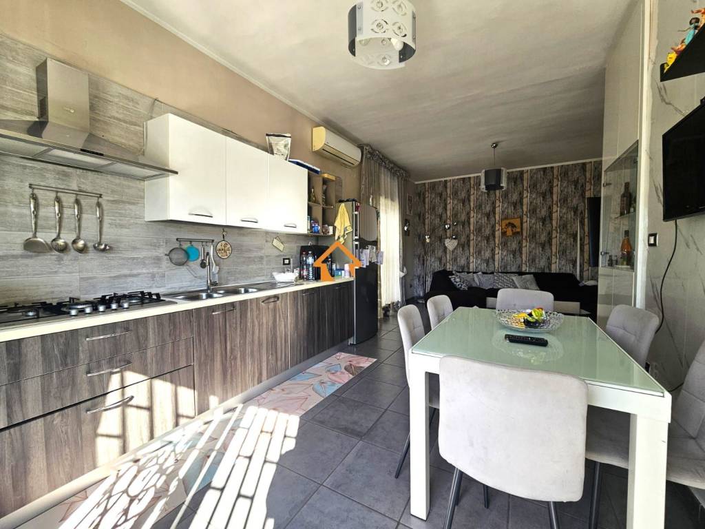 Appartamento a Casoria in Via Nazionale delle Puglie Traversa 4, 6 - Foto 5