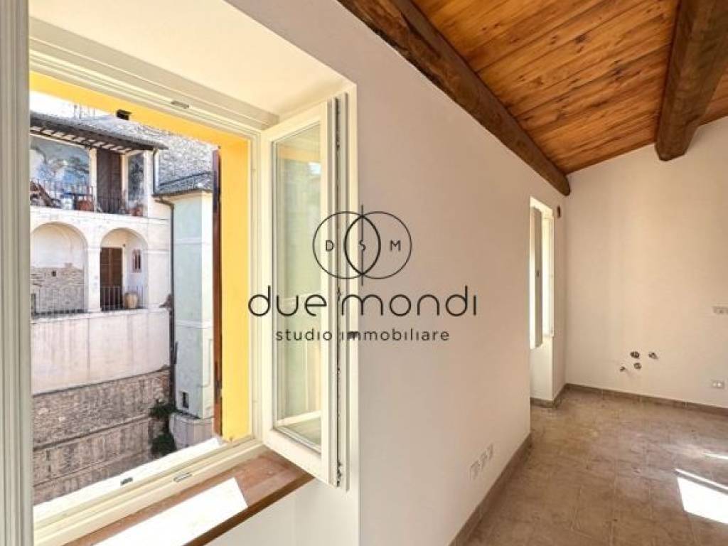 Appartamento a Spoleto in Via Pierleone - Foto 5