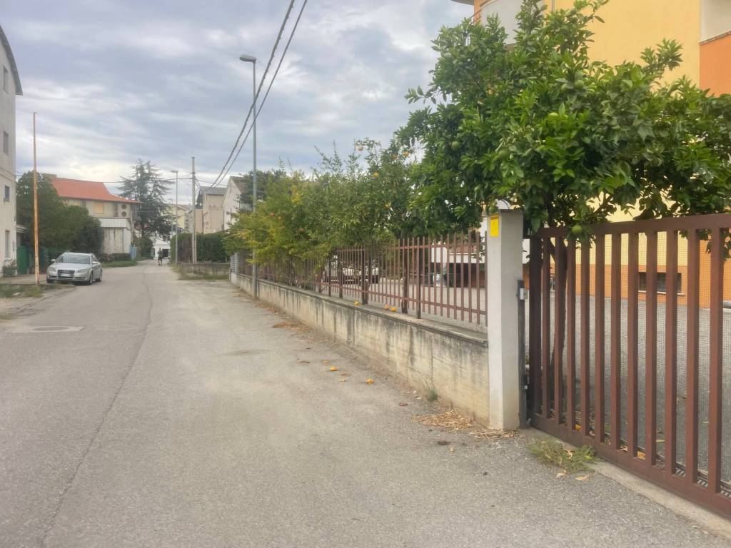 Appartamento a Montalto uffugo in Via Firenze - Foto 2