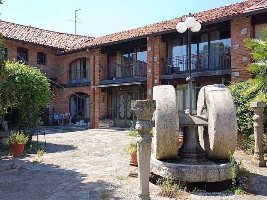 Palazzo / stabile a Cucciago in VIA XX SETTEMBRE - Foto 2