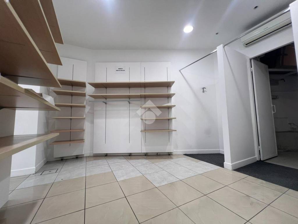 Immobile a Gorizia in piazza della vittoria, 19 - Foto 2