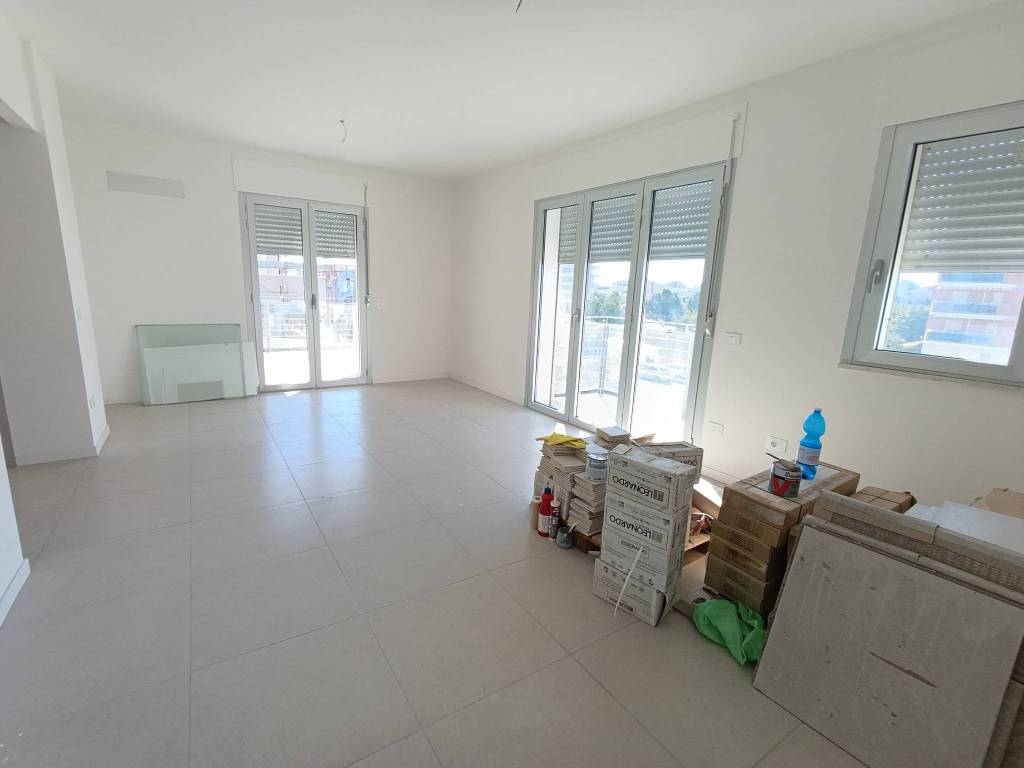 Appartamento a Alba adriatica in Via dei Ludi, 74 - Foto 5