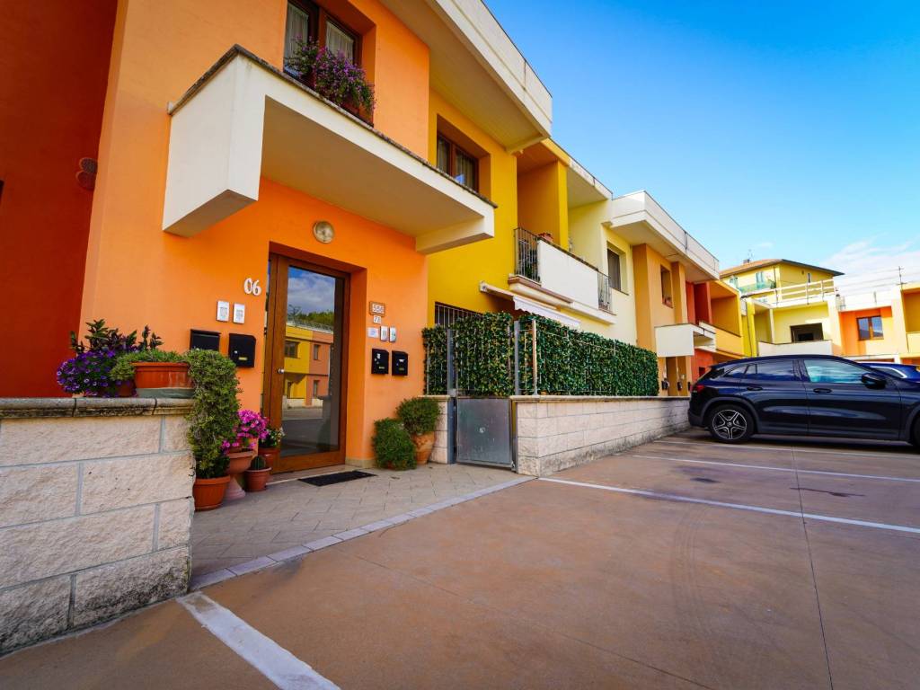 Appartamento a Monsummano terme in Via Francesca Nord, 556 - Foto 2