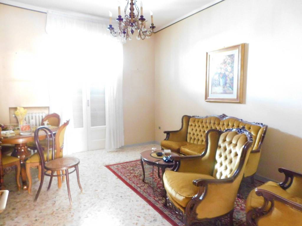 Appartamento a Martina franca in Via Serramancone - Foto 4