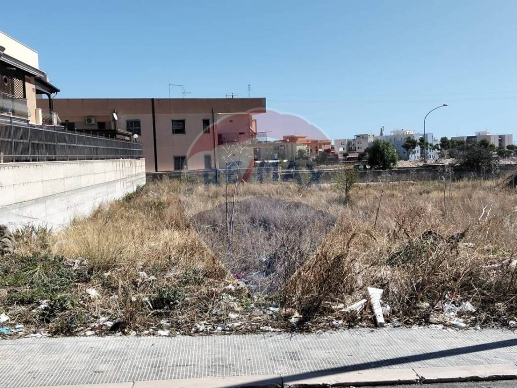 Terreno a Manfredonia in Via Arte del Tessuto - Foto 3