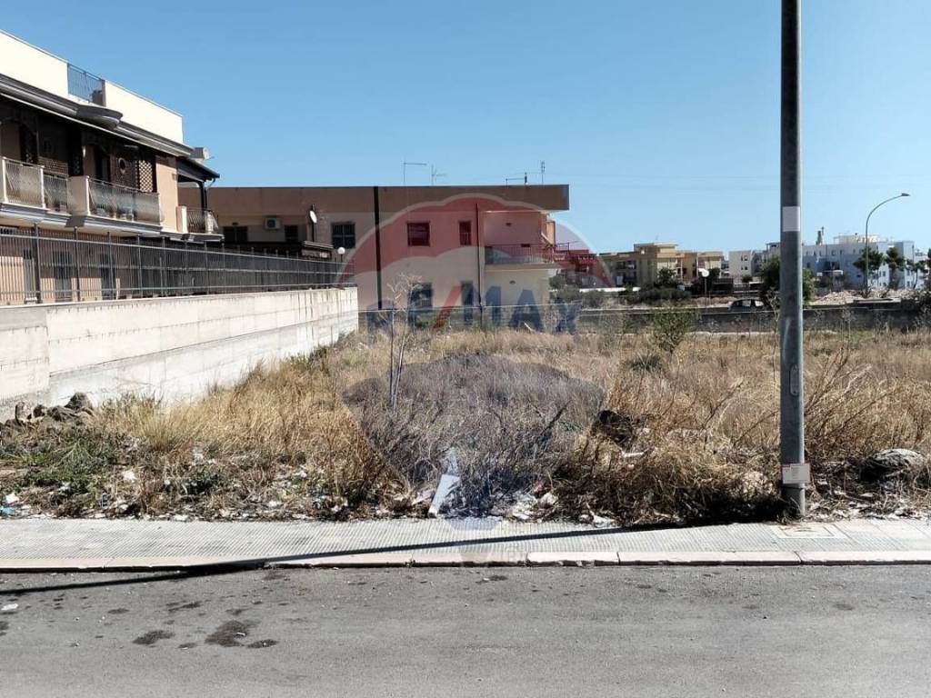 Terreno a Manfredonia in Via Arte del Tessuto - Foto 4