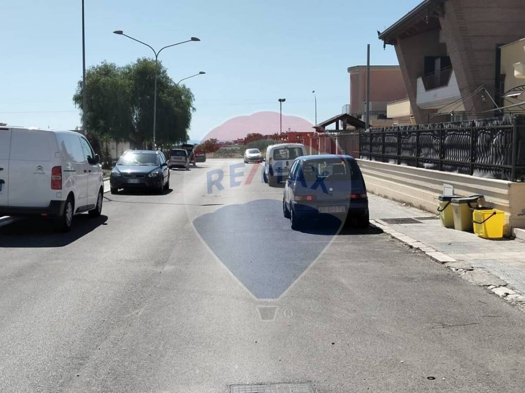 Terreno a Manfredonia in Via Arte del Tessuto - Foto 5
