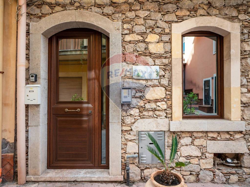 Appartamento a Taormina in Via Cuseni, 14 - Foto 4