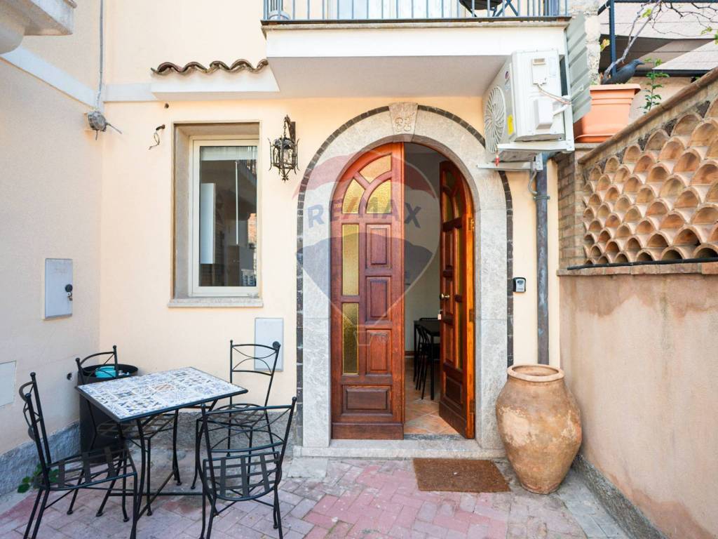 Appartamento a Taormina in Via Cuseni, 14 - Foto 5