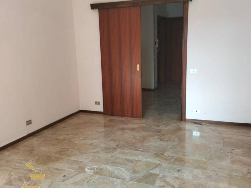 Appartamento a Asti in via padre angelo graziano - Foto 5