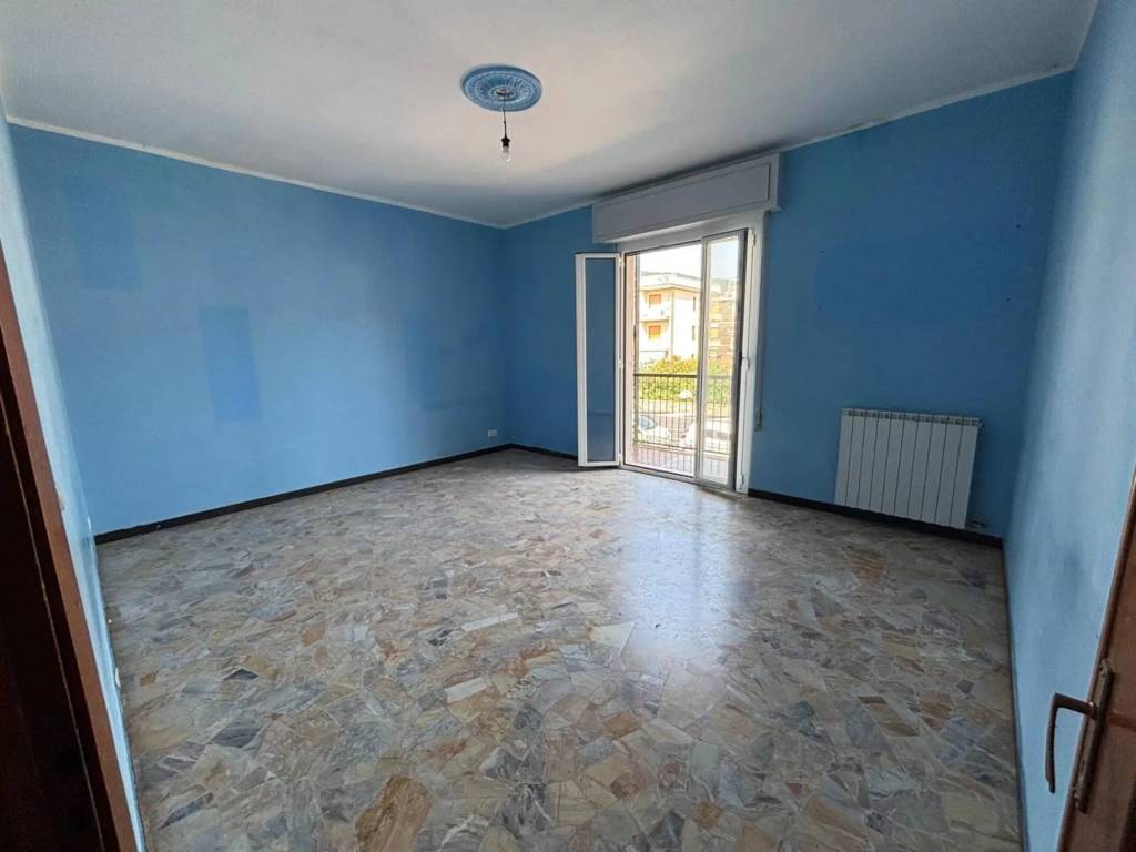 Appartamento a Spotorno in Viale Europa - Foto 3