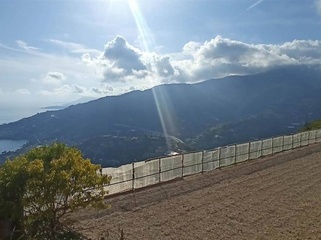 Appartamento a Ventimiglia in LOCALITA' PEIDAIGO - Foto 3