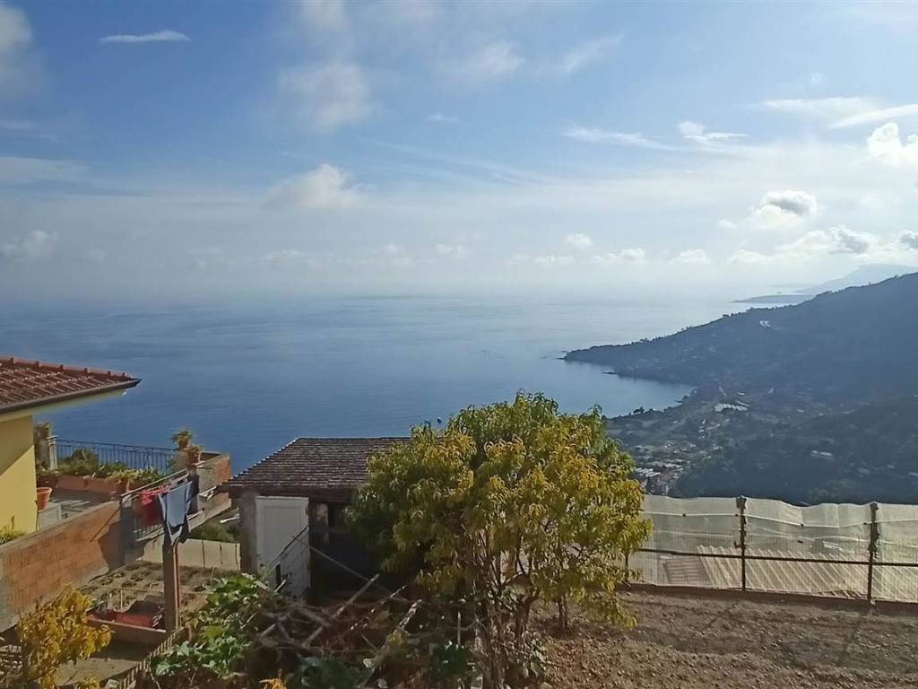 Appartamento a Ventimiglia in LOCALITA' PEIDAIGO - Foto 5