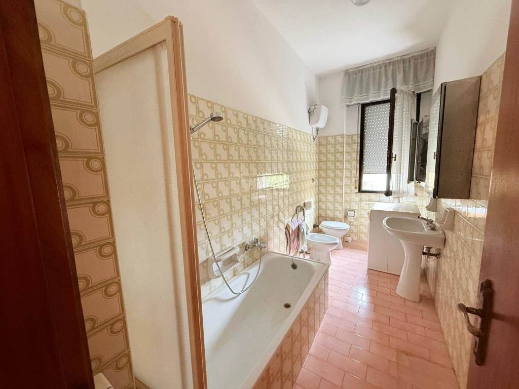 Appartamento a Fermignano in Via Oberdan - Foto 4