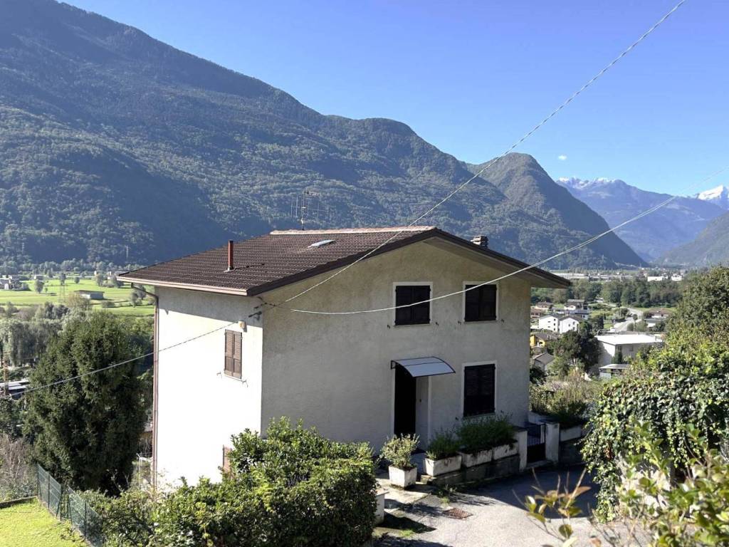 Villa a Berbenno di valtellina in Via Pedemonte - Foto 2