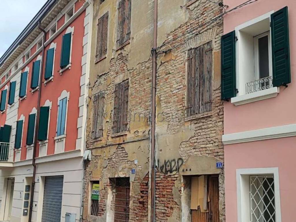 Palazzo / stabile a Carpi in Corso Roma, 18 - Foto 3