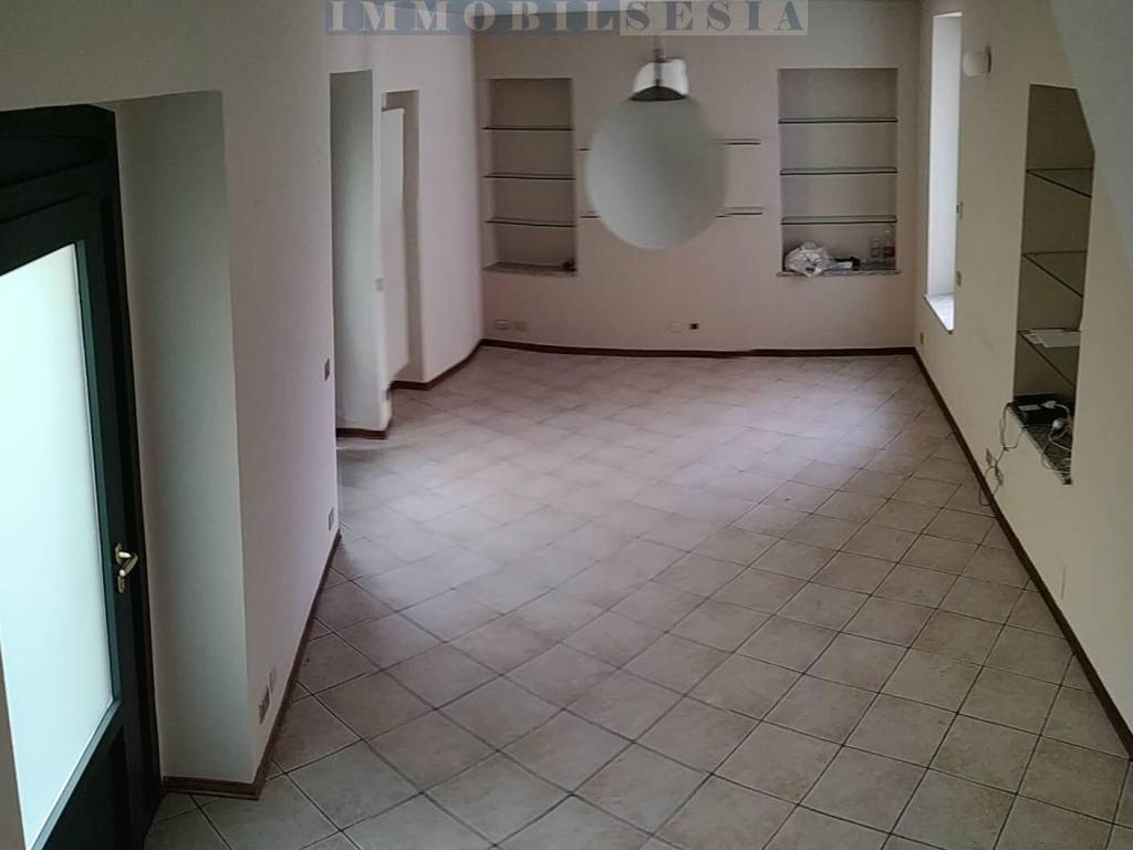 Immobile a Borgosesia in Via prof. calderini, 26 - Foto 5