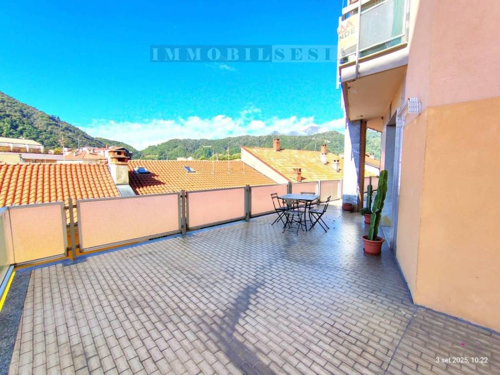 Appartamento a Borgosesia in martiri, 21 - Foto 2