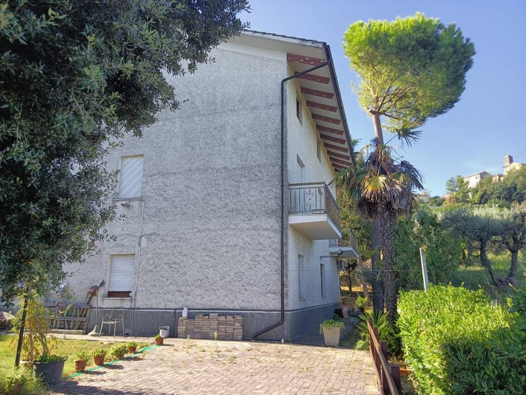 Casa indipendente a Mogliano in Contrada Sasso, 11 - Foto 3