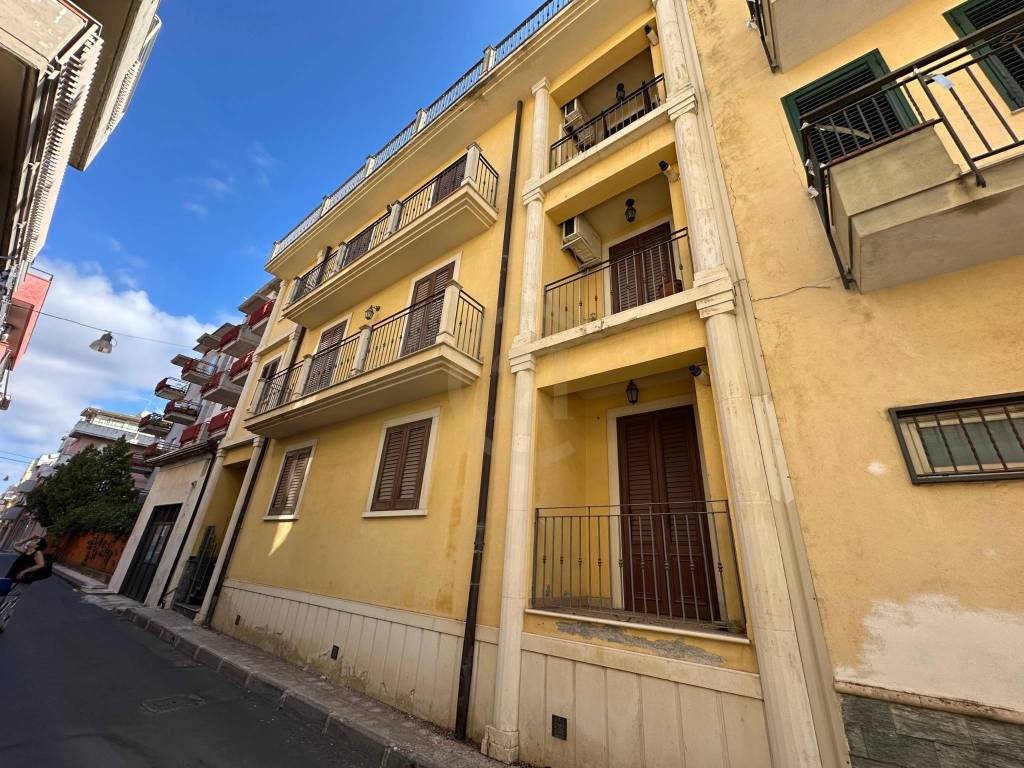 Villa a Carlentini in Via Nino Bixio, 36 - Foto 2