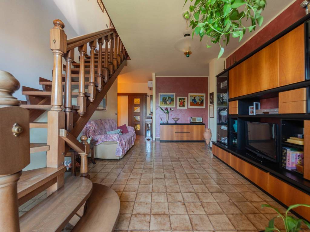 Appartamento a Asti in Via Domenico Badalin - Foto 2