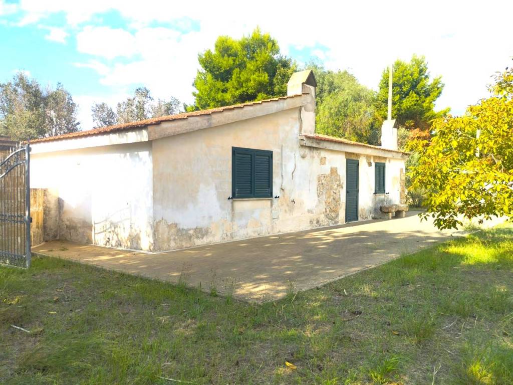 Villa a Matino in Strada Vicinale Cucci - Foto 2