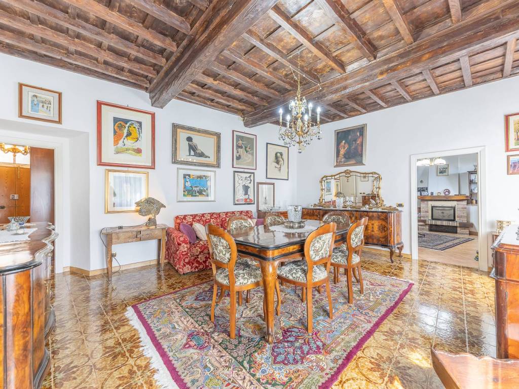 Palazzo / stabile a Serrone - Foto 4