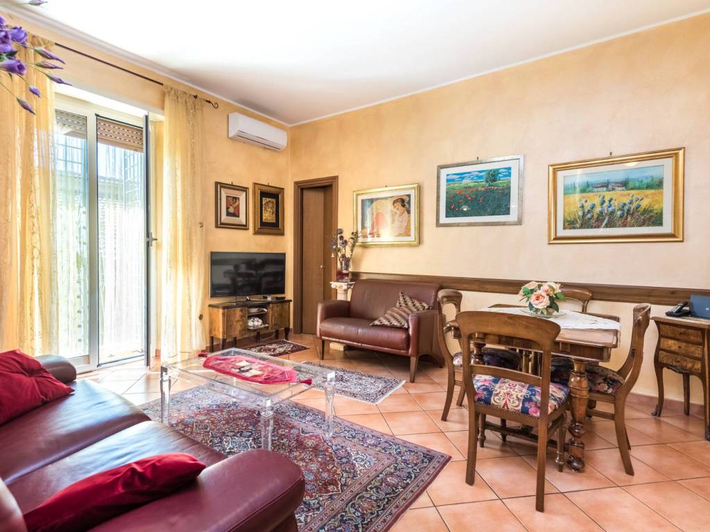 Appartamento a Ciampino in Via Vittorio Veneto, 33 - Foto 3