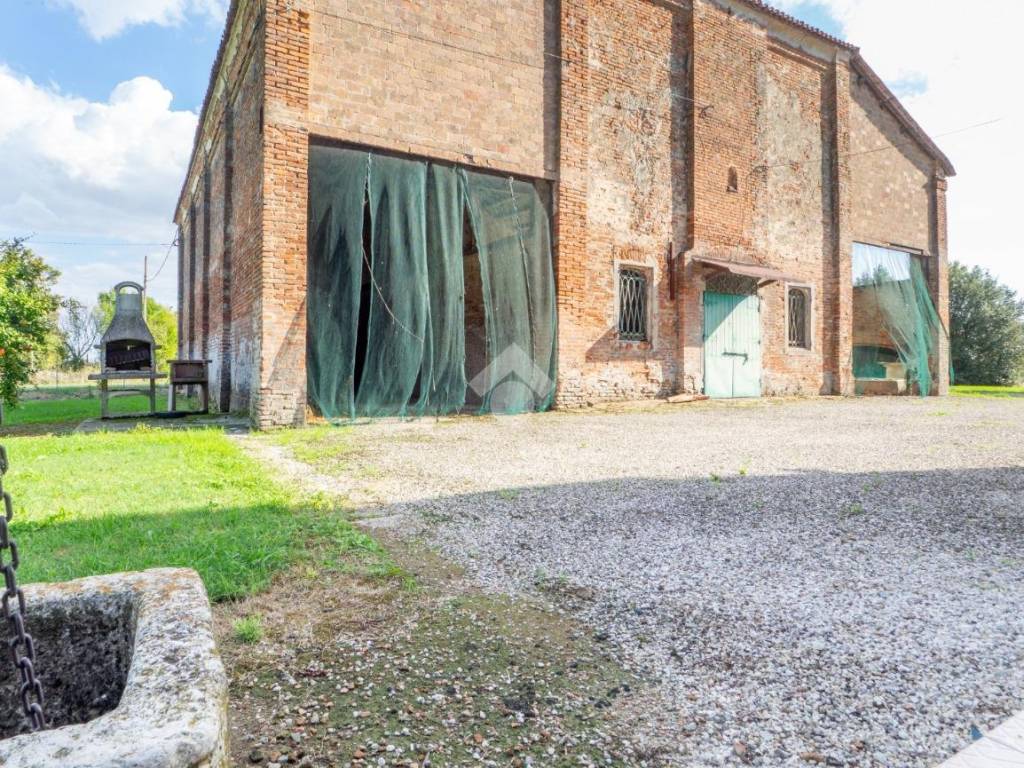 Casa indipendente a Masi torello in Via Malerba, 10 - Foto 4