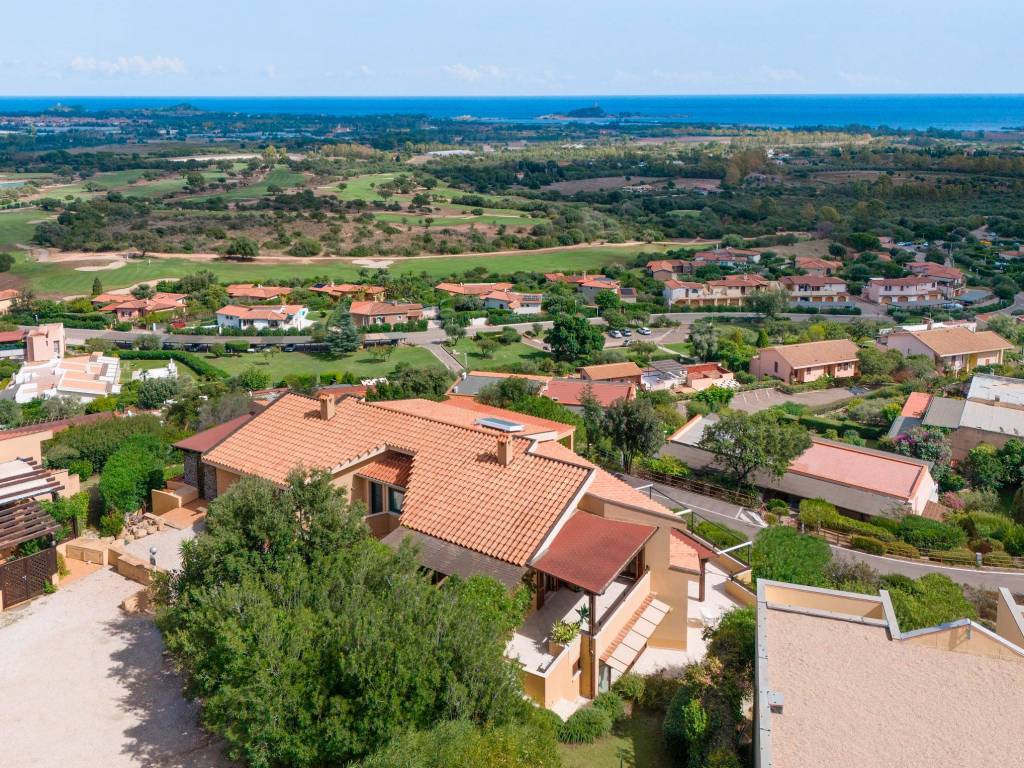 Villa a Pula in Località Is Molas - Foto 4