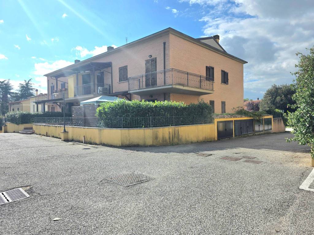 Appartamento a Torgiano in Via Roma - Foto 2